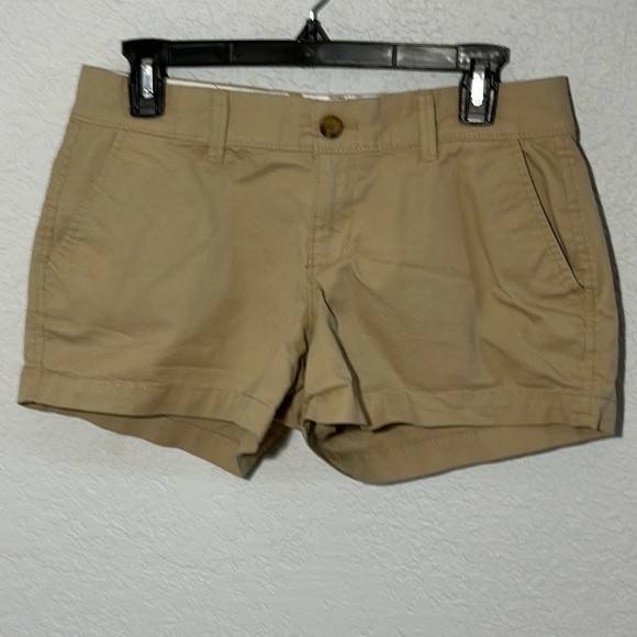 Old Navy Khaki Shorts - Picture 1 of 5